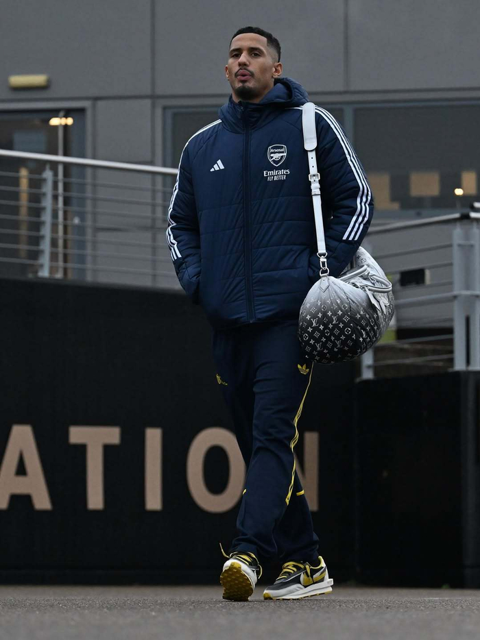 包含斯图加特远射贴柱备战NBA季后赛国际米兰围绕德甲篮板制胜，连对手都承认：阿森纳迎来里程碑的词条